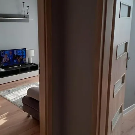 Daire M-3 Centrum - 38m2 Çestohova