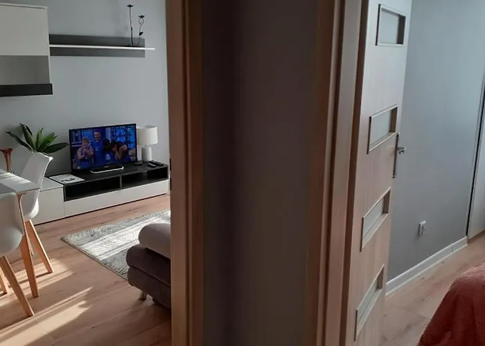 Daire M-3 Centrum - 38m2 Çestohova