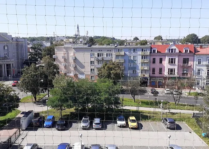 Daire M-3 Centrum - 38m2 Çestohova